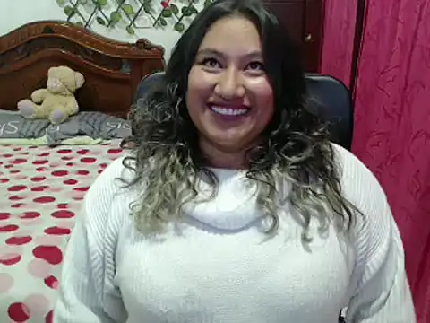 Snapshot of EmilyLove1014 chatting on 01/10/25, 01:42 EmilyLove1014 online show from 01/10/25, 01:42