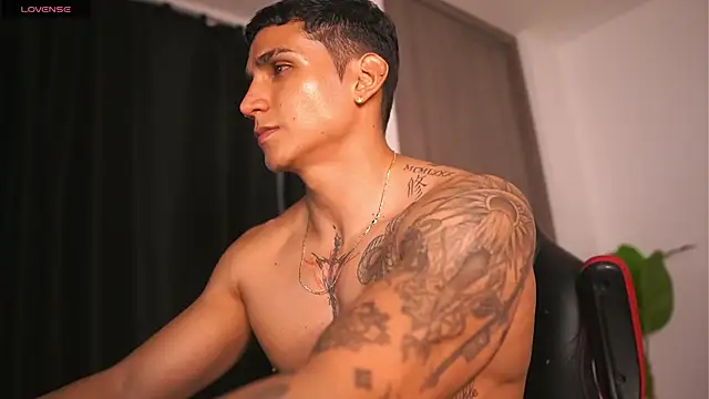 muscle boyhorny online show from 02/15/25, 02:26