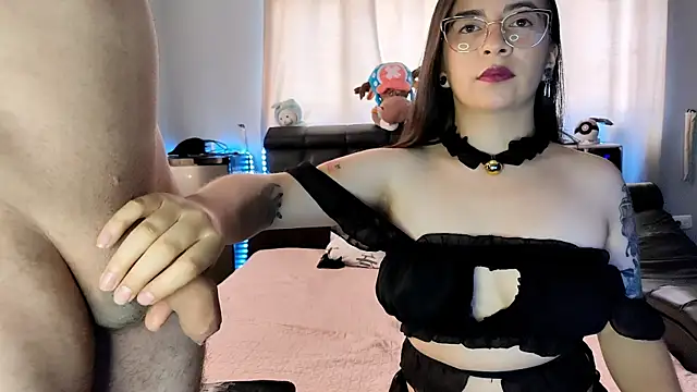 Snapshot of Alaia_sam chatting on 01/16/25, 05:01 Alaia sam online show from 01/16/25, 05:01