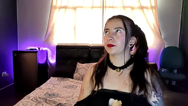 Snapshot of Alaia_sam chatting on 05/03/26, 10:16 Alaia sam online show from 05/03/26, 10:16