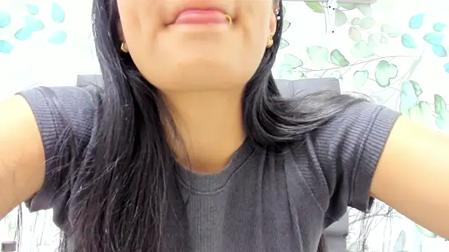 atilanadiaz7 online show from 12/31/24, 03:53