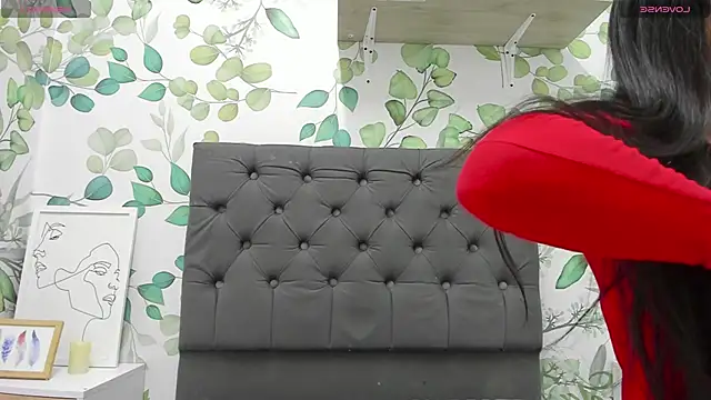 atilanadiaz7 online show from 02/14/25, 02:12