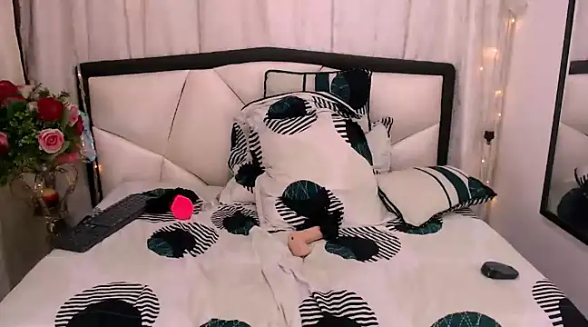 InkedSabrina online show from 02/14/25, 01:34