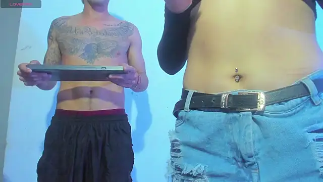 Snapshot of Camila_Coxx chatting on 03/08/26, 03:43 Camila Coxx online show from 03/08/26, 03:43