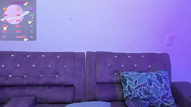 Snapshot of Camila_Coxx chatting on 03/17/26, 06:28 Camila Coxx online show from 03/17/26, 06:28