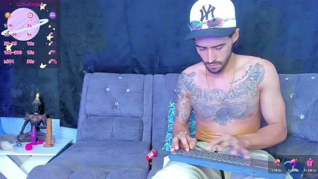 Snapshot of Camila_Coxx chatting on 03/27/26, 07:14 Camila Coxx online show from 03/27/26, 07:14