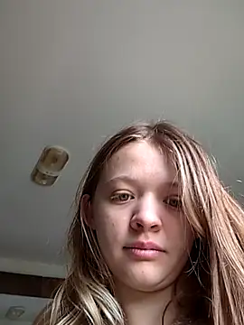 Snapshot of curvycakecutie chatting on 03/20/26, 05:07 curvycakecutie online show from 03/20/26, 05:07