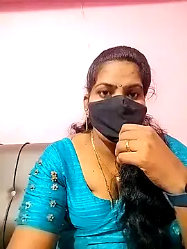 melina214 online show from 10/24/25, 04:20