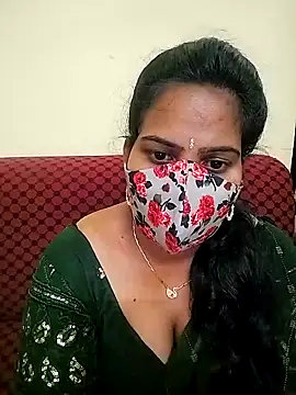 Snapshot of melina214 chatting on 03/11/26, 03:51 melina214 online show from 03/11/26, 03:51