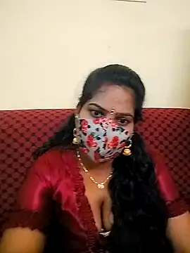 Snapshot of melina214 chatting on 03/14/26, 03:17 melina214 online show from 03/14/26, 03:17