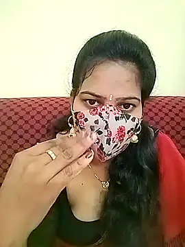 Snapshot of melina214 chatting on 03/16/26, 03:23 melina214 online show from 03/16/26, 03:23