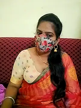 Snapshot of melina214 chatting on 03/21/26, 02:20 melina214 online show from 03/21/26, 02:20