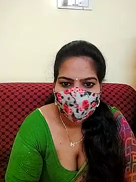 Snapshot of melina214 chatting on 03/23/26, 03:21 melina214 online show from 03/23/26, 03:21