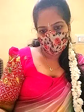 Snapshot of melina214 chatting on 04/17/26, 03:26 melina214 online show from 04/17/26, 03:26