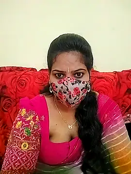 Snapshot of melina214 chatting on 04/18/26, 03:32 melina214 online show from 04/18/26, 03:32