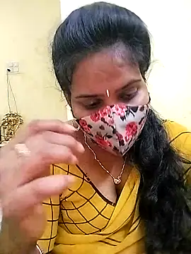 Snapshot of melina214 chatting on 04/18/26, 07:07 melina214 online show from 04/18/26, 07:07