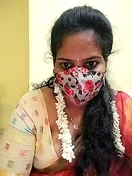 Snapshot of melina214 chatting on 04/20/26, 06:53 melina214 online show from 04/20/26, 06:53