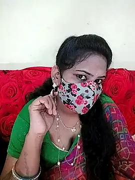 Snapshot of melina214 chatting on 04/23/26, 03:08 melina214 online show from 04/23/26, 03:08