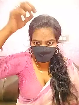 Snapshot of melina214 chatting on 07/20/26, 04:16 melina214 online show from 07/20/26, 04:16