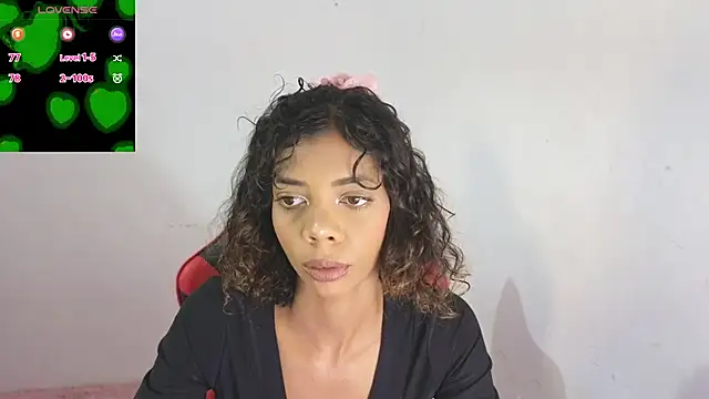 Snapshot of ElisaBoyer chatting on 03/12/26, 10:32 ElisaBoyer online show from 03/12/26, 10:32