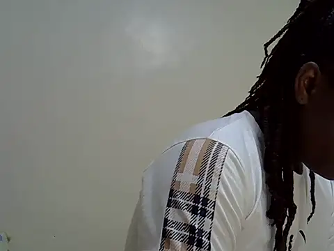 Snapshot of Sonnia_ chatting on 03/19/26, 09:57 Sonnia online show from 03/19/26, 09:57