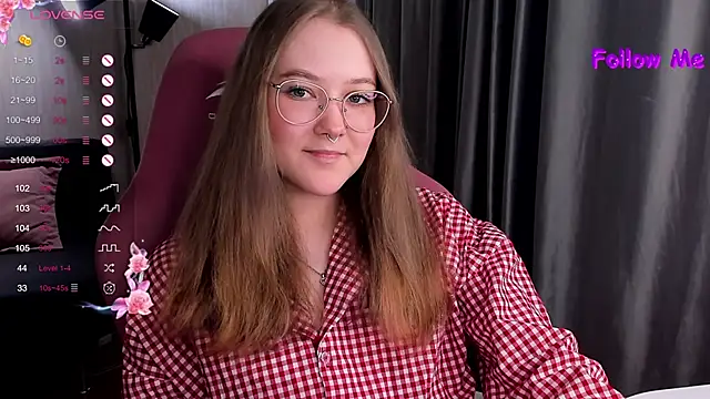 Snapshot of bunny_bubble chatting on 11/22/25, 11:26 bunny bubble online show from 11/22/25, 11:26