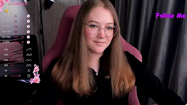 Snapshot of bunny_bubble chatting on 11/28/25, 10:34 bunny bubble online show from 11/28/25, 10:34