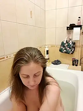 Sakura Green online show from 12/17/24, 07:48