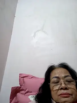 Snapshot of Hotestlove chatting on 02/26/25, 02:14 Hotestlove online show from 02/26/25, 02:14