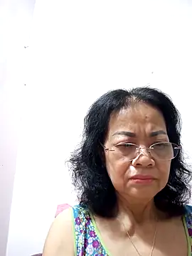 Snapshot of Hotestlove chatting on 03/03/25, 10:31 Hotestlove online show from 03/03/25, 10:31