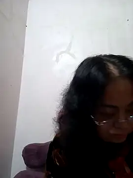 Snapshot of Hotestlove chatting on 03/06/25, 10:15 Hotestlove online show from 03/06/25, 10:15