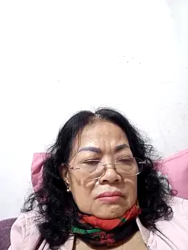 Snapshot of Hotestlove chatting on 03/09/25, 01:59 Hotestlove online show from 03/09/25, 01:59