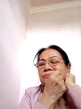Snapshot of Hotestlove chatting on 03/19/25, 05:41 Hotestlove online show from 03/19/25, 05:41