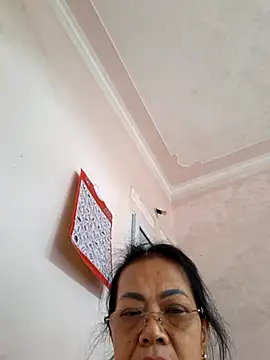 Snapshot of Hotestlove chatting on 09/12/25, 03:17 Hotestlove online show from 09/12/25, 03:17