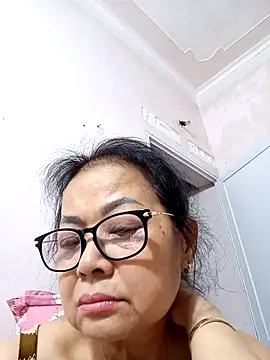 Hotestlove online show from 03/08/26, 02:21