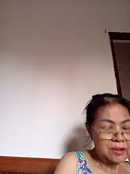Snapshot of Hotestlove chatting on 04/30/26, 10:32 Hotestlove online show from 04/30/26, 10:32