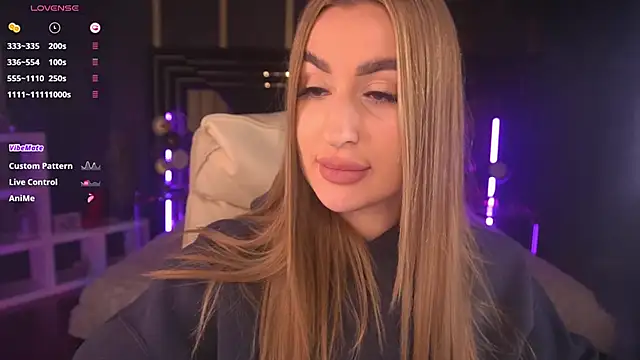 LiaBrazzerr online show from 01/26/25, 12:01