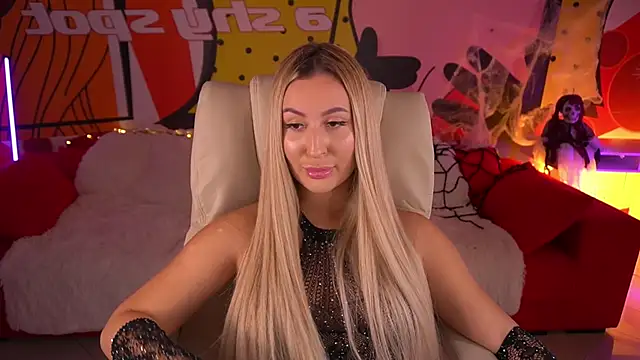 LiaBrazzerr online show from 10/29/25, 08:27