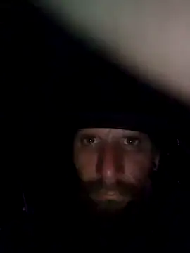 Snapshot of Crackkers chatting on 12/18/24, 05:15 Crackkers online show from 12/18/24, 05:15