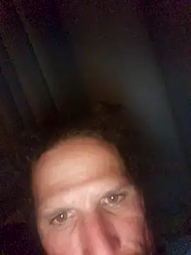 Snapshot of Crackkers chatting on 02/22/25, 12:08 Crackkers online show from 02/22/25, 12:08