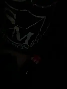 Snapshot of Crackkers chatting on 03/08/26, 05:00 Crackkers online show from 03/08/26, 05:00