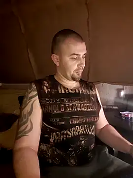 Foxyshaved online show from 01/29/25, 12:56