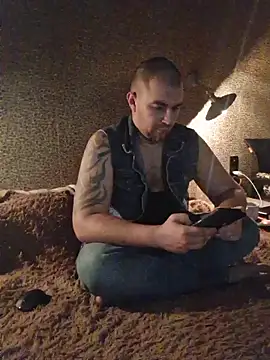 Foxyshaved online show from 10/21/25, 01:39