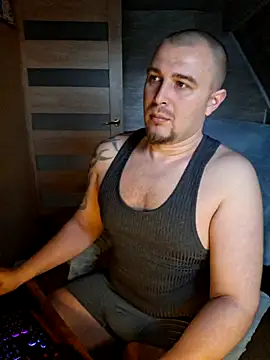 Foxyshaved online show from 04/16/26, 05:08