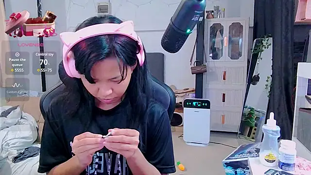 Kana G online show from 02/17/25, 06:20