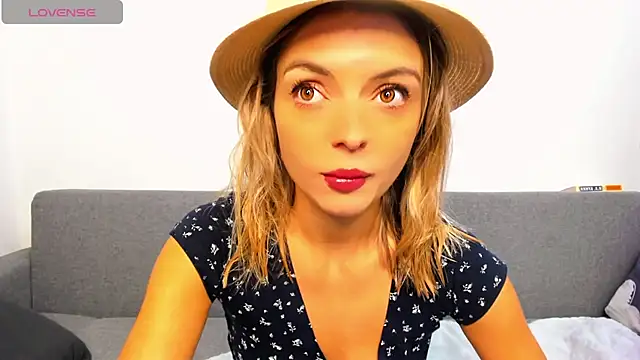  ellen meow  online show from 11/09/25, 09:57