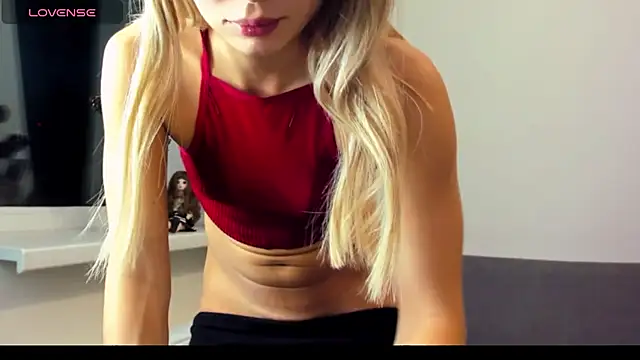 Snapshot of _ellen_meow_ chatting on 03/23/26, 08:24 ellen meow online show from 03/23/26, 08:24