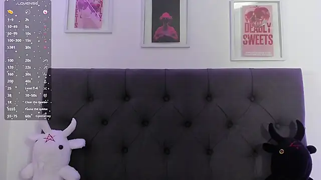 Snapshot of IsadoraGalle_ chatting on 02/22/26, 09:46 IsadoraGalle online show from 02/22/26, 09:46