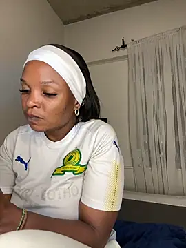 slimcateee online show from 11/25/25, 09:15