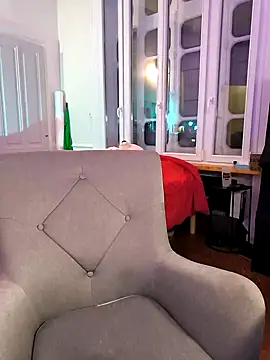 emma4xxx online show from 12/03/24, 08:17